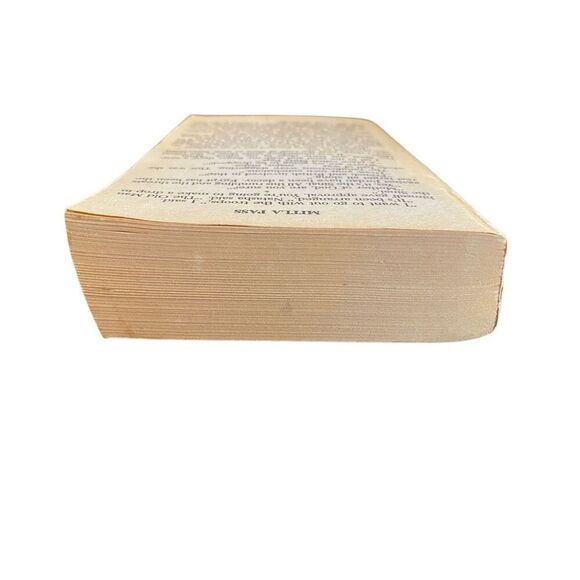 Mitla Pass by Leon Uris Paperback Book Novel 1989 - Picture 6 of 12